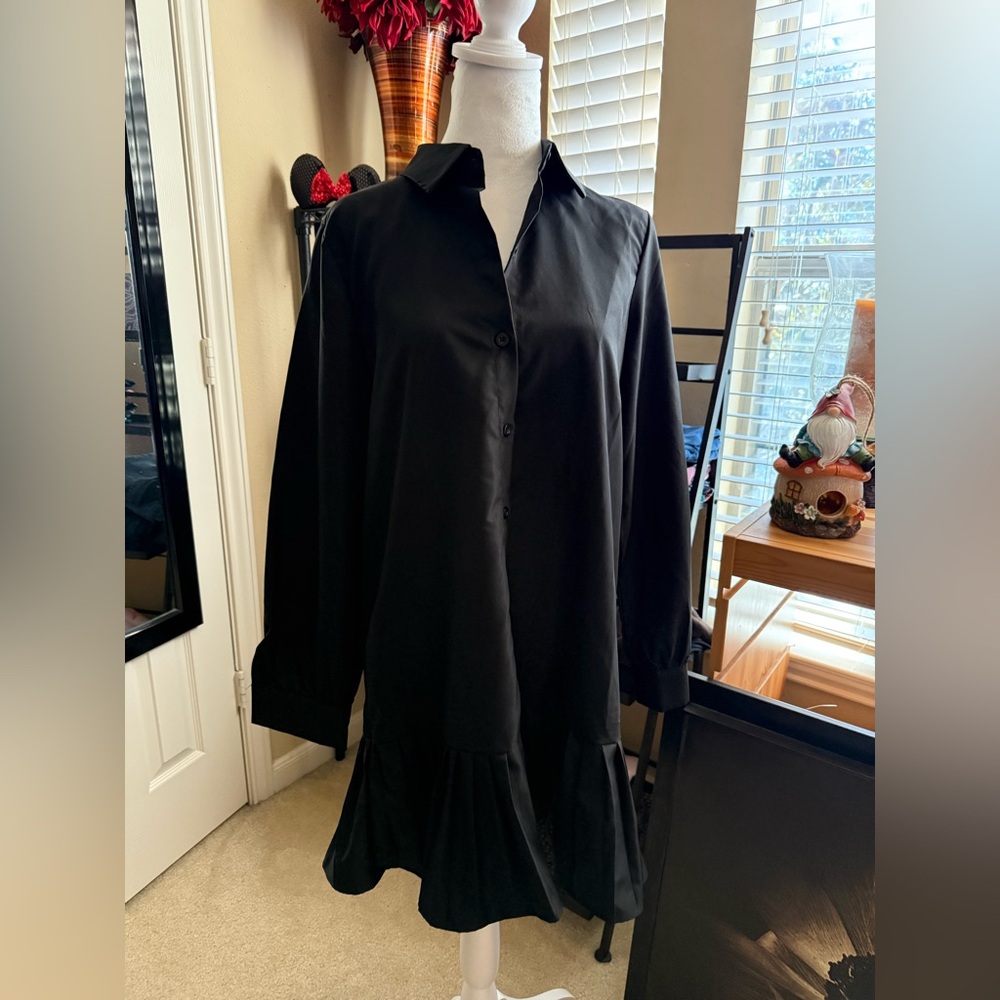 SHEIN Black Long Sleeve Dress with Ruffle Hem
